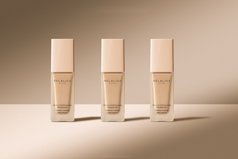 足球明星贝克汉姆为零售品牌H&M设计并代言的男士内衣系列