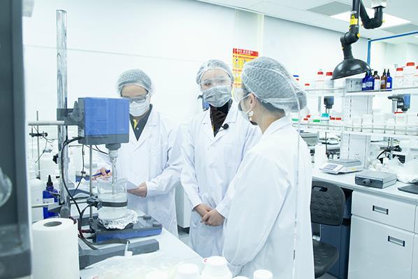 珀莱雅、HBN、上海家化、百雀羚等多家知名企业共同参与制定的《基于微流控皮肤芯片的化妆品紧致抗皱功效评价》团体标准正式发布