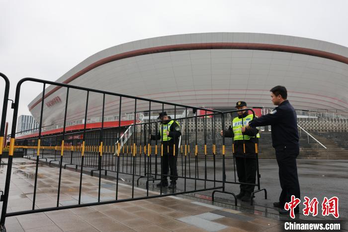 中超火爆回归:上海浦东足球场迎来2024首秀,安