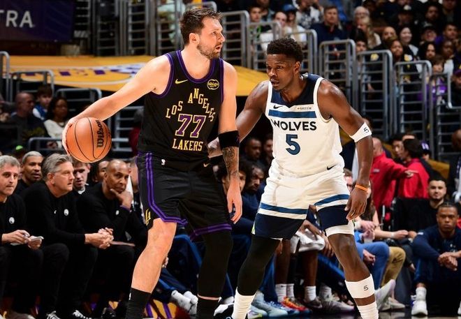 卢卡三双破科比纪录 湖人双核力克森林狼升至西