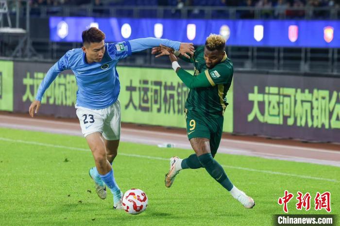 浙江绿城补时连入两球30完胜深圳新鹏城迎两连胜