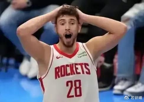 火箭惨败马刺 申京防守短板成致命伤