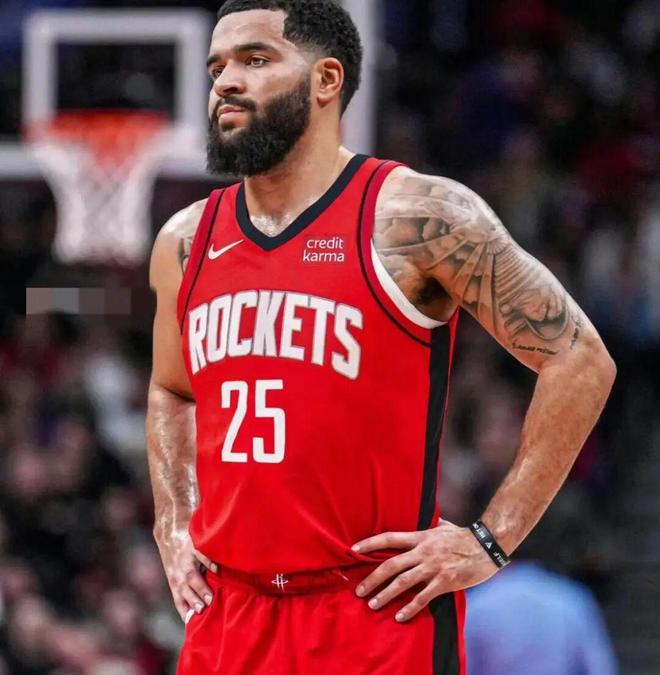 东契奇提前回归冲击湖人季后赛，火箭范弗利特