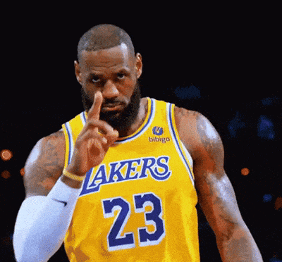 东契奇提前回归冲击湖人季后赛，火箭范弗利特